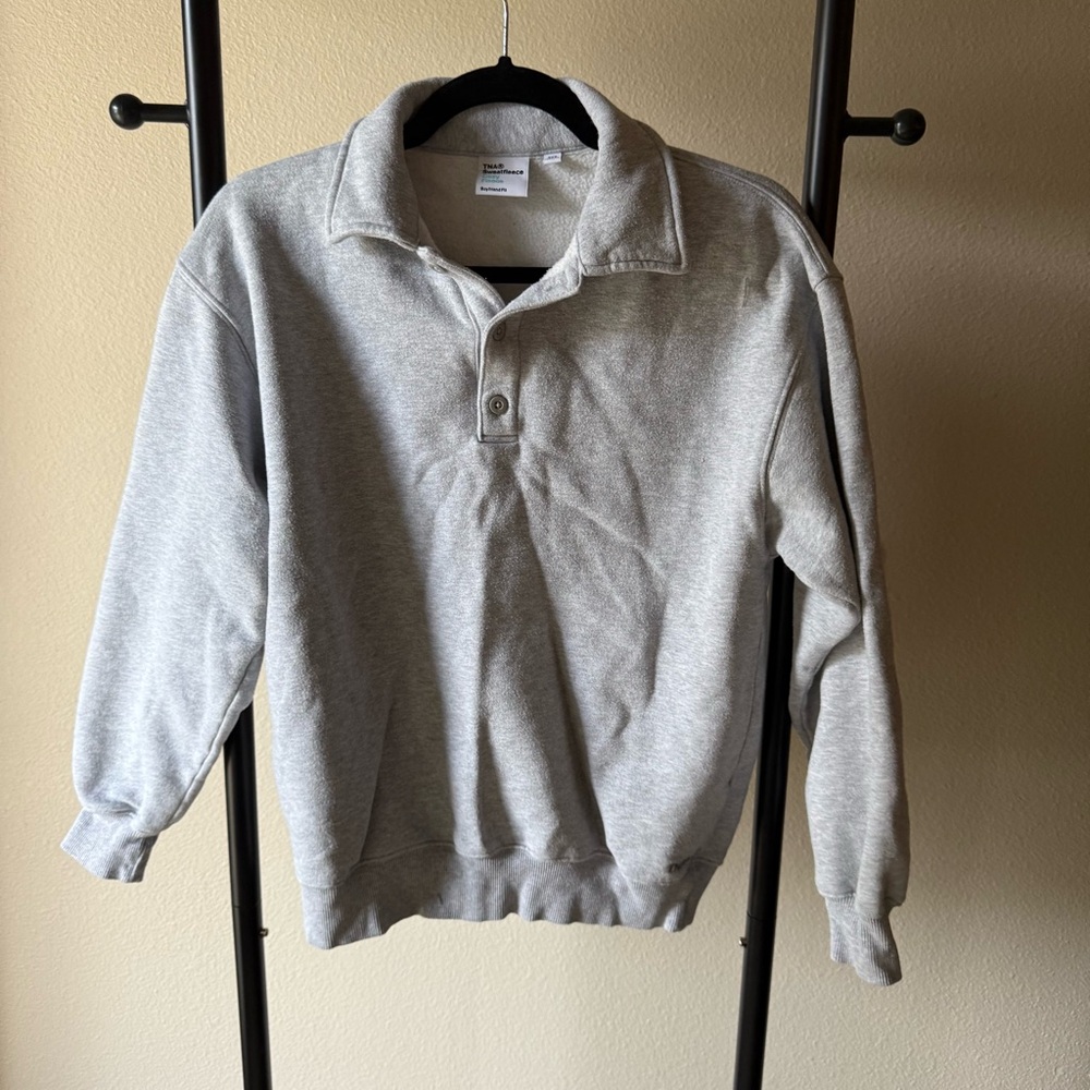 Aritzia TNA sweat fleece boyfriend fit Heather Gray Women's Polo Sweater - Picture 2 of 4